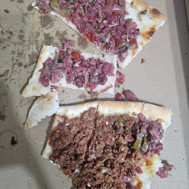 Ustam Pide Nizip Kıymalı ve Kuşbaşılı Pideler Çiğ Şekilde Gönderildi