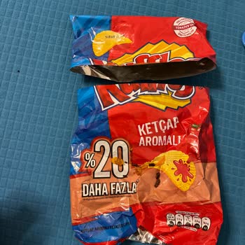 Ruffles Ketçaplı Cipste Yanmış Parçalar Ve Plastik Yabancı Madde Tespit Edildi