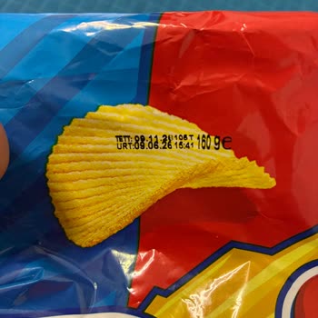 Ruffles Ketçaplı Cipste Yanmış Parçalar Ve Plastik Yabancı Madde Tespit Edildi