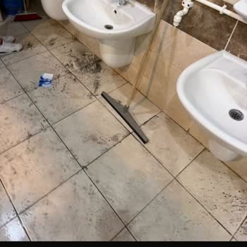 Okulda hijyen sorunları ve temizlik personeli eksikliği
