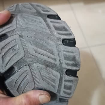 Ayıplı Ayakkabının Tabandaki Çatlak Ve Açık Yapıştırma Sorunu Çözülmedi