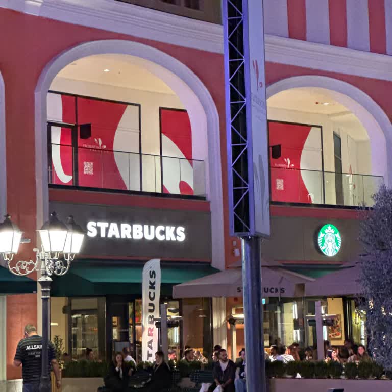 Starbucks Şubesinde Sistem Hatası Nedeniyle Star Kullanamama Ve Personelin İlgisiz Tutumu
