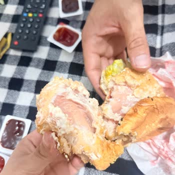Popeyes Mardian AVM Şubesinde Çiğ Tavuk Şikayeti