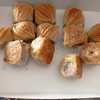 Küflenmiş Baklava Ve Şube İlgisizliği Nedeniyle İade Talebi