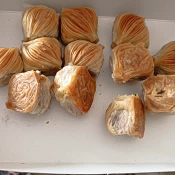 Küflenmiş Baklava Ve Şube İlgisizliği Nedeniyle İade Talebi