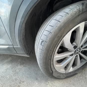 Erken Çatlayan Hankook Lastiklerde Ücretsiz Değişim Talebi