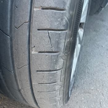 Erken Çatlayan Hankook Lastiklerde Ücretsiz Değişim Talebi