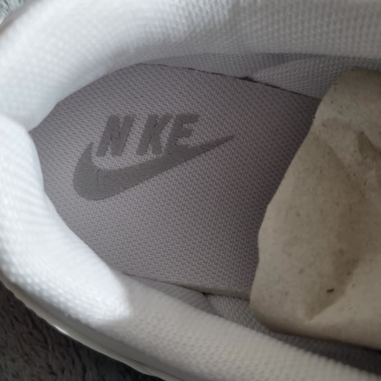 Nike Üzerindeki Yazı Hatalı Gelen Ayakkabının İadesi Ve Ücret İadesi Talebi