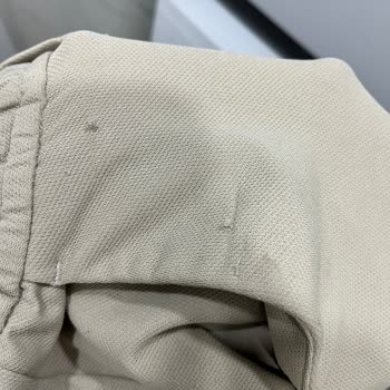 Pantolon Tüylenmesi Ve Kumaş Bozulması Üretim Hatası Olarak Değerlendirilmeli