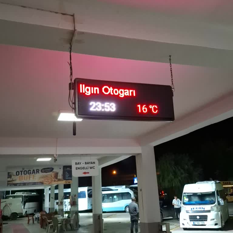 Lüks Aksel Otobüs Gecikmesi Ve İletişimsizlik Şikayetim