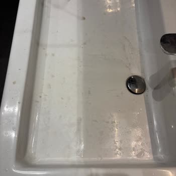 Erzurum Yakutiye’deki Shell İstasyonunda Sürekli Arızalı Yıkama Ve Hijyen Sorunları