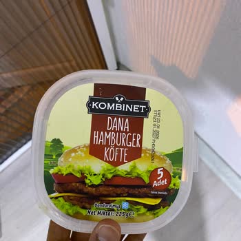 Bonfilet A101'de Kombinet Hamburger Köftesinde Kıkırdak Ve Kusma Sorunu