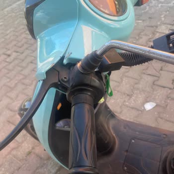Turkuaz Renk Far Paneli Ve Sinyal Takımının Stok Yokluğu