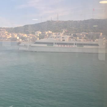 Katamaran Yerine Yavaş Feribota Aktarılması Ve Ücret İadesi Talebi