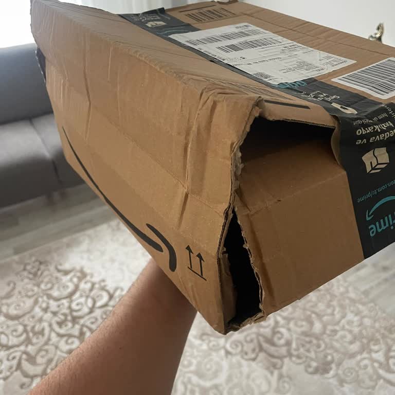 Amazon’da Özensiz Paketleme Ve İlgisiz Müşteri Hizmetleri