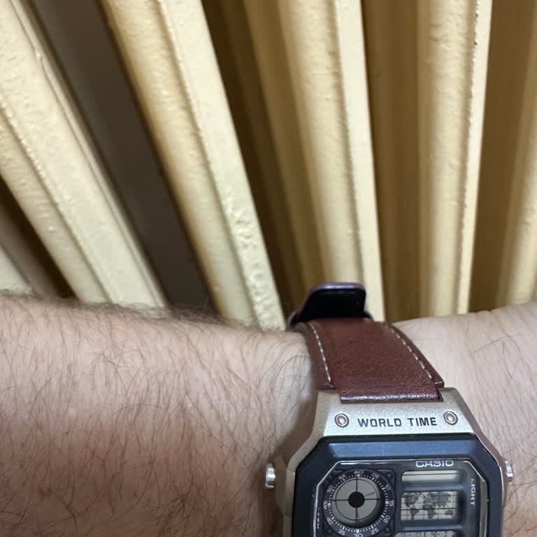 N11'den Aldığım Casio Saatin Çerçevesindeki Kılcal Görüntü Defolu Ve İade Talebim