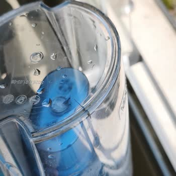 Darbesiz Brita Sürahi Altı Kendiliğinden Çatladı Ve Üretim Hatası Şüphesi