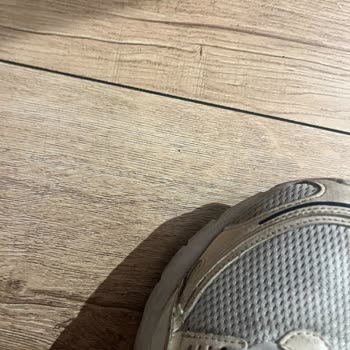 Puma Kadın Spor Ayakkabısında Dikiş Problemi Ve Mağazanın Red Kararı