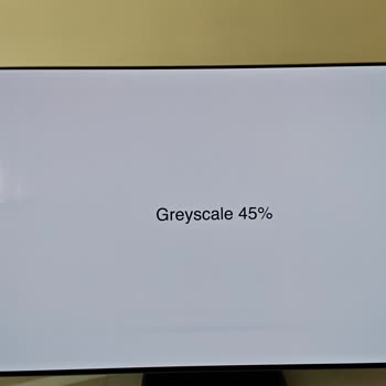 Tekrarlayan Panel Arızası Ve Yanıltıcı Garanti Bilgisi Nedeniyle Samsung TV Ücretsiz Değişim Talebi
