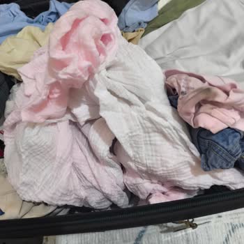 Arızalı Otobüs Ve Patlayan Su Deposu Valizimi Sulu Ve Kullanılamaz Bıraktı