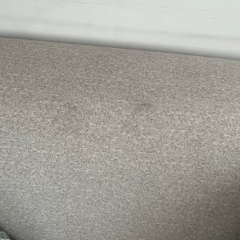 Kelebek Mobilya Sancaktepe Şubesi Temizlenmemiş Teşhir Koltuğu Teslim Ederek Sözünü Tutmadı