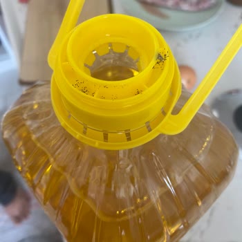 Küflü Ayçiçek Yağı Kapak Sorunu Ve Değişim İsteği