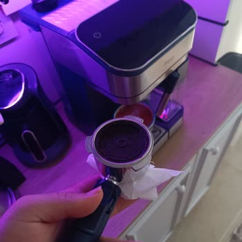 Portafiltre Sağ Delikten Baloncuk Ve Sıçrama Sorunu