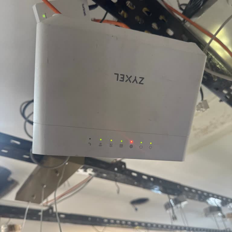 İki Abonelikte Sürekli İnternet Kesintileri Ve Fatura İadesi Talebi
