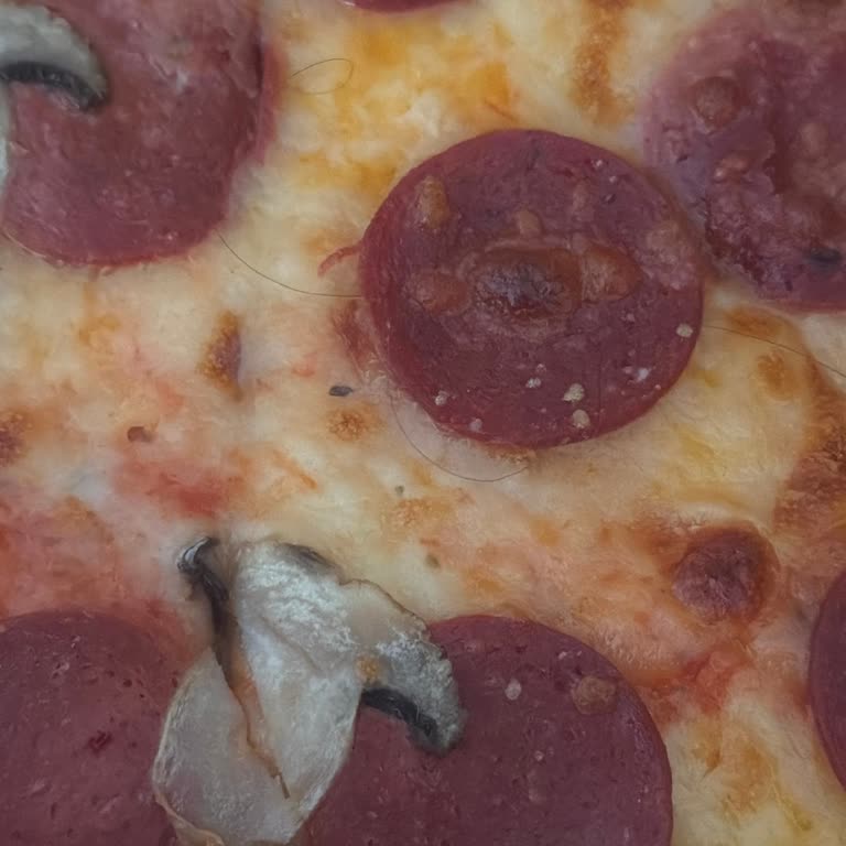 Pizza Diliminde Saç Teli Görülmesi Hijyen İhlali