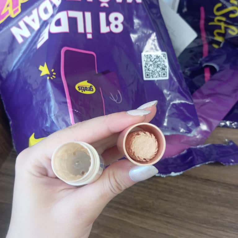 Kırık L'Oreal Paris Ürünü Ve Sürekli Paketleme Sorunları İçin Geri Ödeme Ve Değişim Talebi