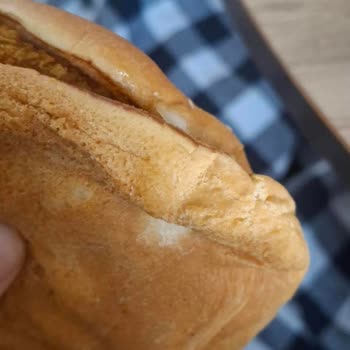 Burger King Arnavutköy Şubesinde Çürük Marul, Sert Ekmek Ve Eksik Patates Menüsü