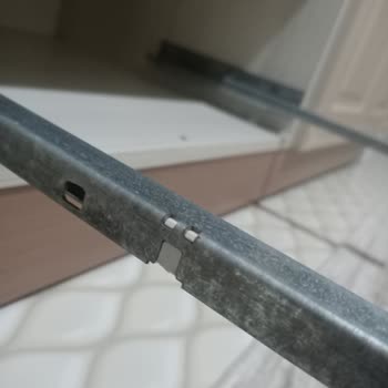 Samet A.Ş. Çekmece Rayı Stoper Parçası Kırıldı, Yedek Parça Talebi