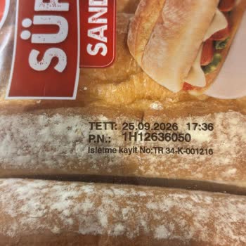 Şok Mağazasındaki UNO Süper Sandviç Üzerinde Mavi Küf Ve Kalite Sorunu