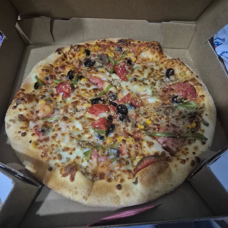 İki Saatte Gelen Domino’s Pizza Beklenen Kalitede Değildi