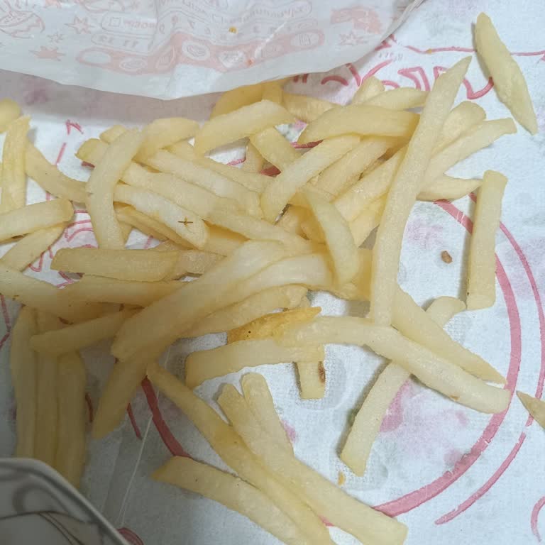 Soğuk Patates Ve Eksik Soğan Halkası İçin İade Talebi
