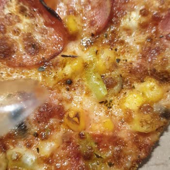 Pizza Bulls Ümraniye Şubesinde Hijyen İhlali Ve İade Reddi
