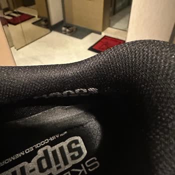 Skechers Ayakkabısının İç Astarı 5 Giyişte Açıldı, Değişim Talebi