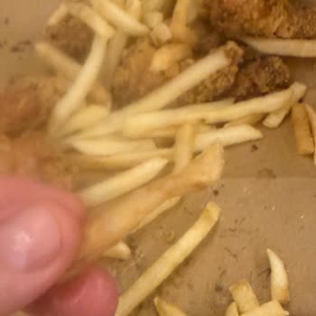 Popeyes Şubesinde Bayat Ve Eksik Sipariş, Tam İade Talebi