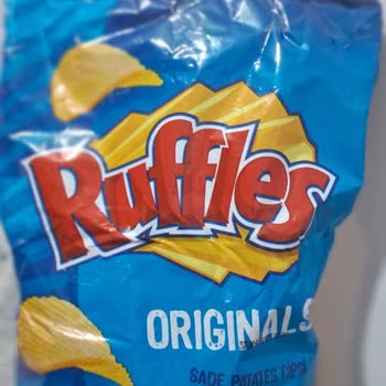 Açılmış Ve Yeniden Bantlanmış Ruffles Paketi: BİM'de Gıda Güvenliği İhlali