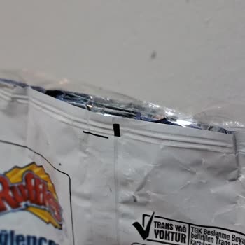Açılmış Ve Yeniden Bantlanmış Ruffles Paketi: BİM'de Gıda Güvenliği İhlali