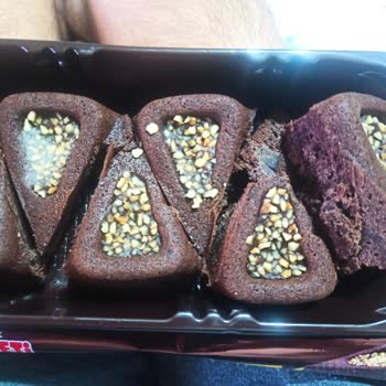 Eti Browni Selection Ürünün Küflenmesi Sağlık Endişesi Yaratıyor