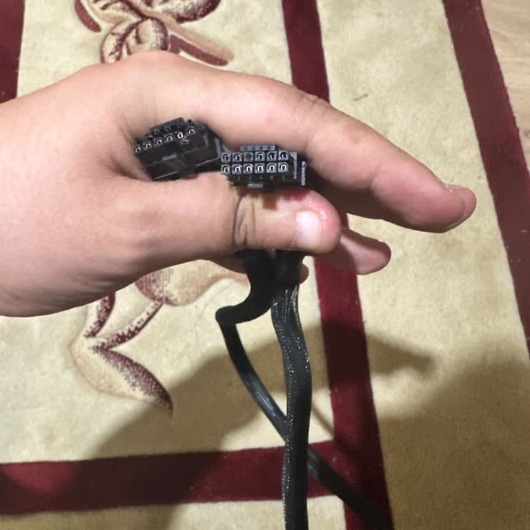 Thermaltake Güç Kaynağında Erime Sorunu Ve Garanti Değişim Talebi