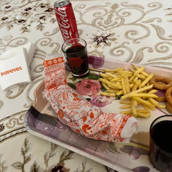 Popeyes Akhisar Şubesinde Sürekli Eksik Burger Ve Ulaşılmaz Müşteri İletişimi