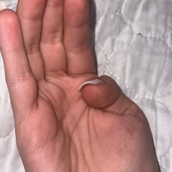 Tamamlanmayan Protez Tırnak İşlemi Ve Sahip Tarafından Tehdit