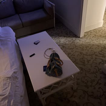 Enuygun Yanıltıcı Villa İlanı, Küflü Oda Ve Yetersiz Hizmet