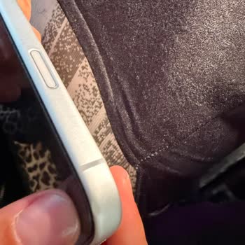 Satın Aldığım Tam Koruma Ürünleri Hemen Kırıldı, Telefon Hasarı Oluştu