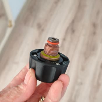 Emniyet Kapak Sızıntısı Ve Yedek Parça Eksikliği Nedeniyle Garanti Kapsamında Ücretsiz Onarım Talebi