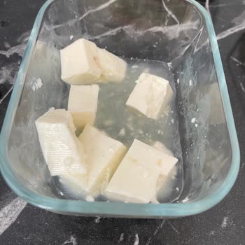 Ekici Tam Yağlı Beyaz Peynirde Üç Pakette Lastik Ve Sulu Kıvam, Beklenen Kalite Yok