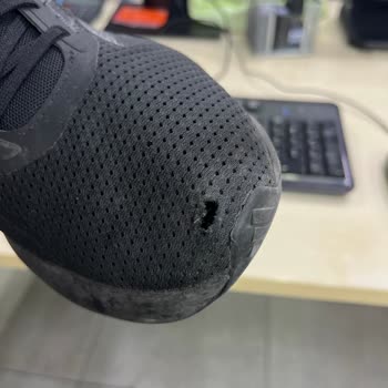 Kartal E5 Outlet'tan Aldığım Adidas Ayakkabım Üç Gün İçinde Yırtıldı Ve Tabanı Ayrıldı