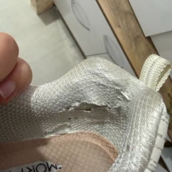 Skechers Ayakkabısında Hızlı Yırtılma, Kalite Hayal Kırıklığı Ve Ücret İadesi Talebi